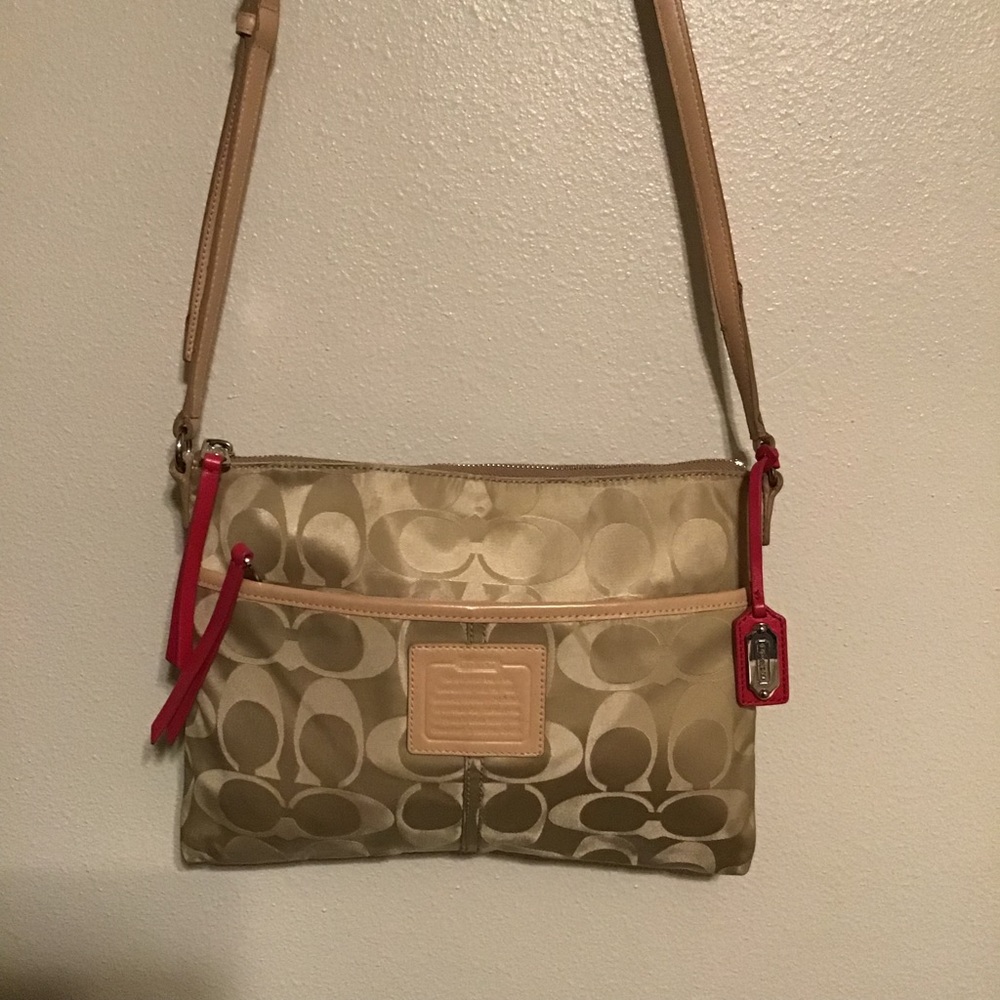 Coach hippie crossbody nylon